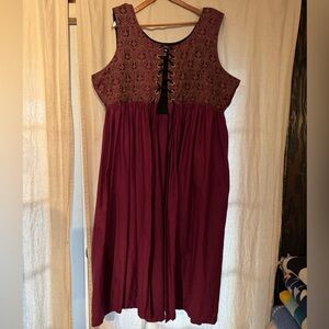 Pyramid Collection Overdress 3x